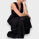Elsbeth | Elegant Lace Dress with V-Neck