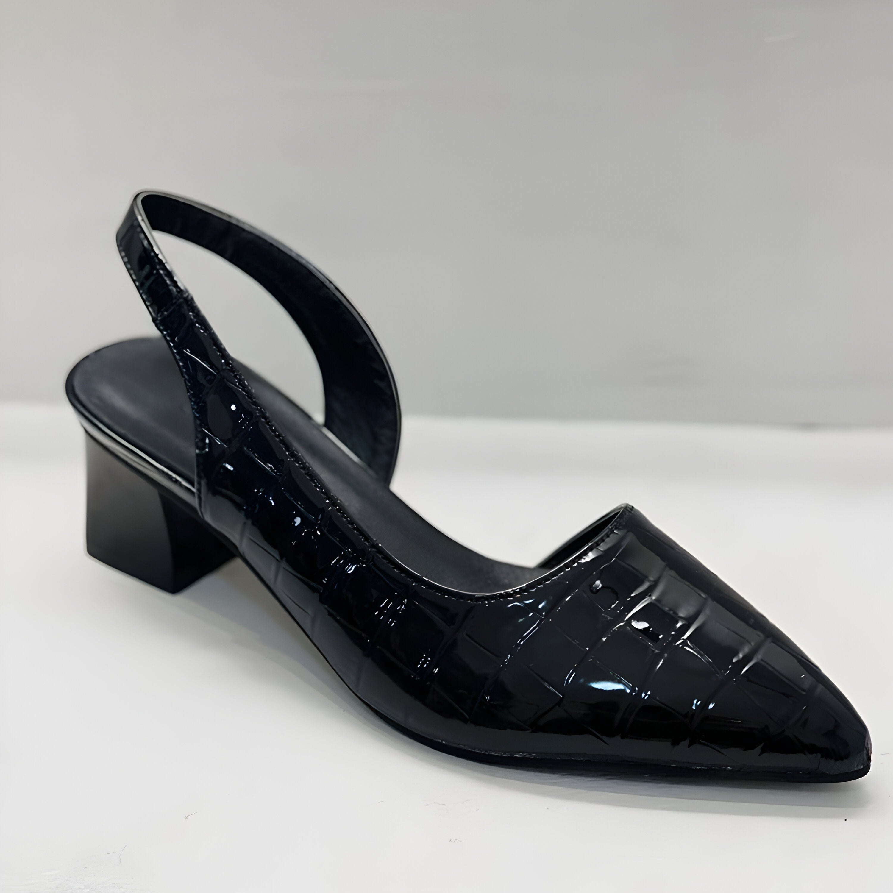 Wynn | Orthopedic Wide-Toe Heels